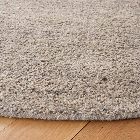 Safavieh Himalaya Him413G Light Grey Rug.