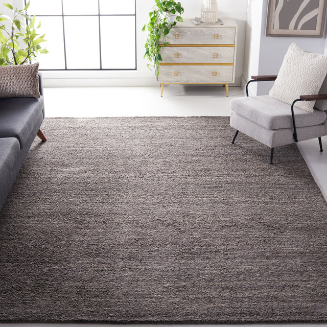 Safavieh Himalaya Him413H Grey Rug.