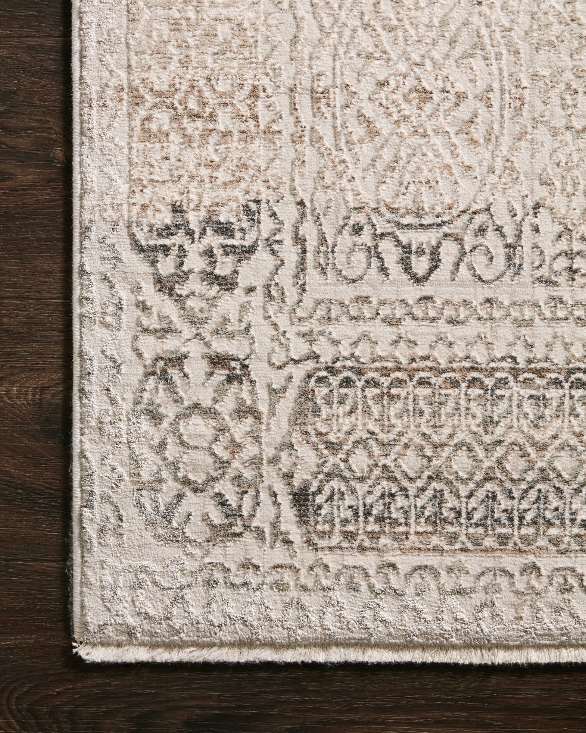 Loloi Homage Hom-05 Ivory/Silver Area Rug