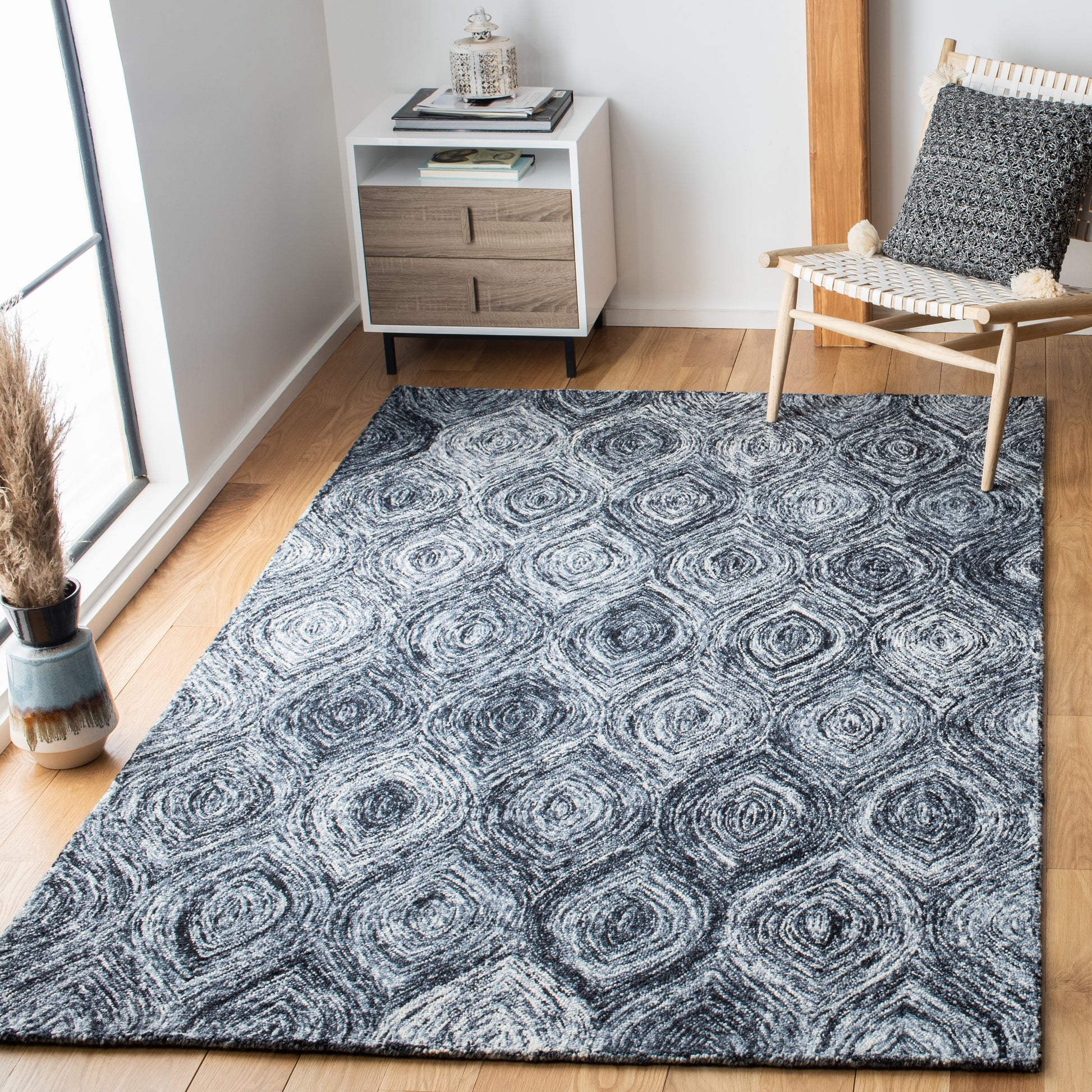 Safavieh Ikat Ikt631F Grey Area Rug