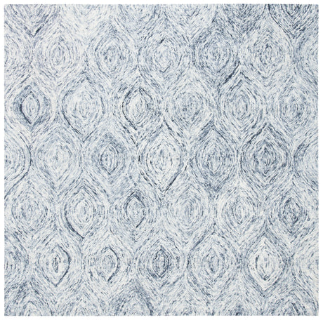 Safavieh Ikat Ikt631G Silver/Grey Rugs.