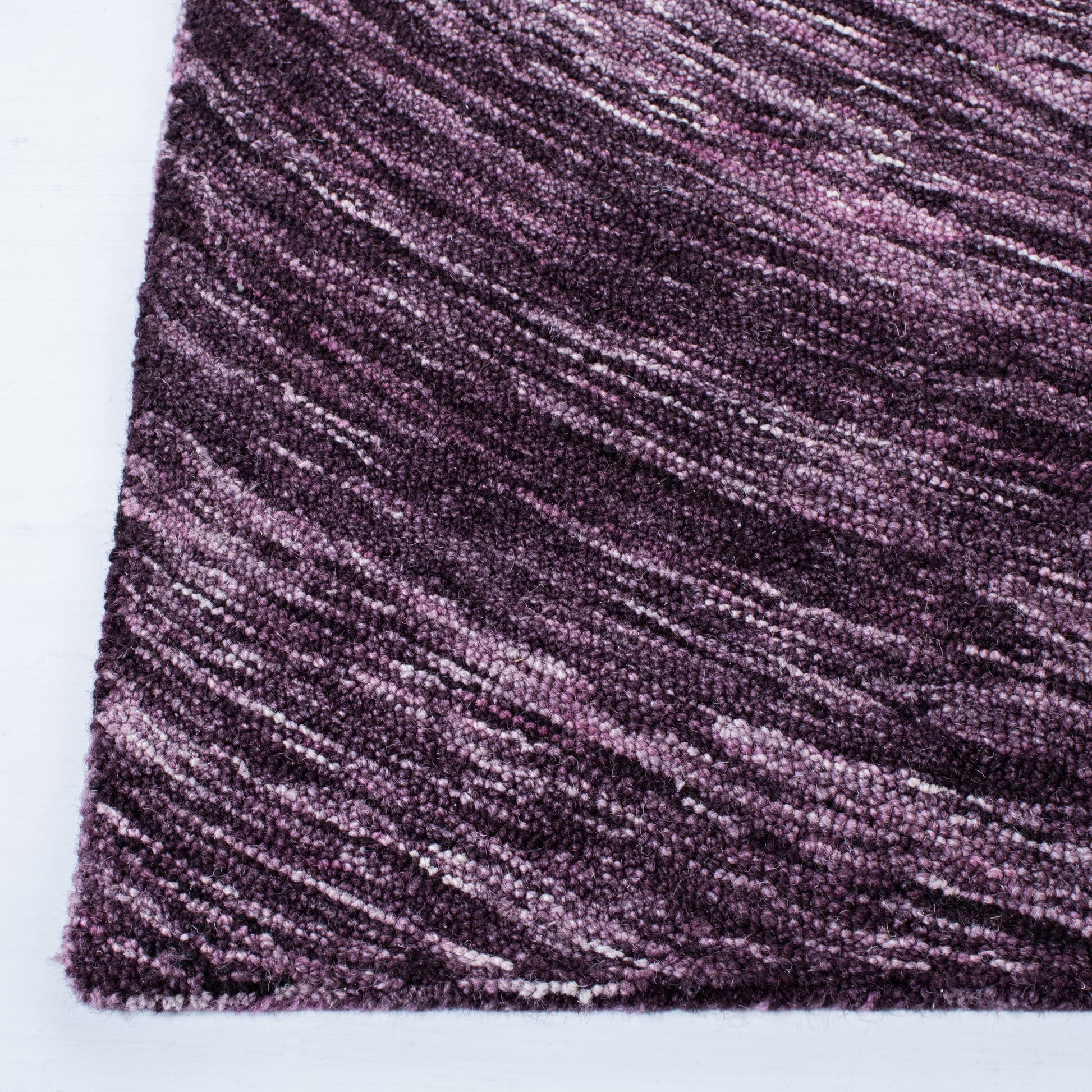 Safavieh Ikat Ikt633P Purple Area Rug