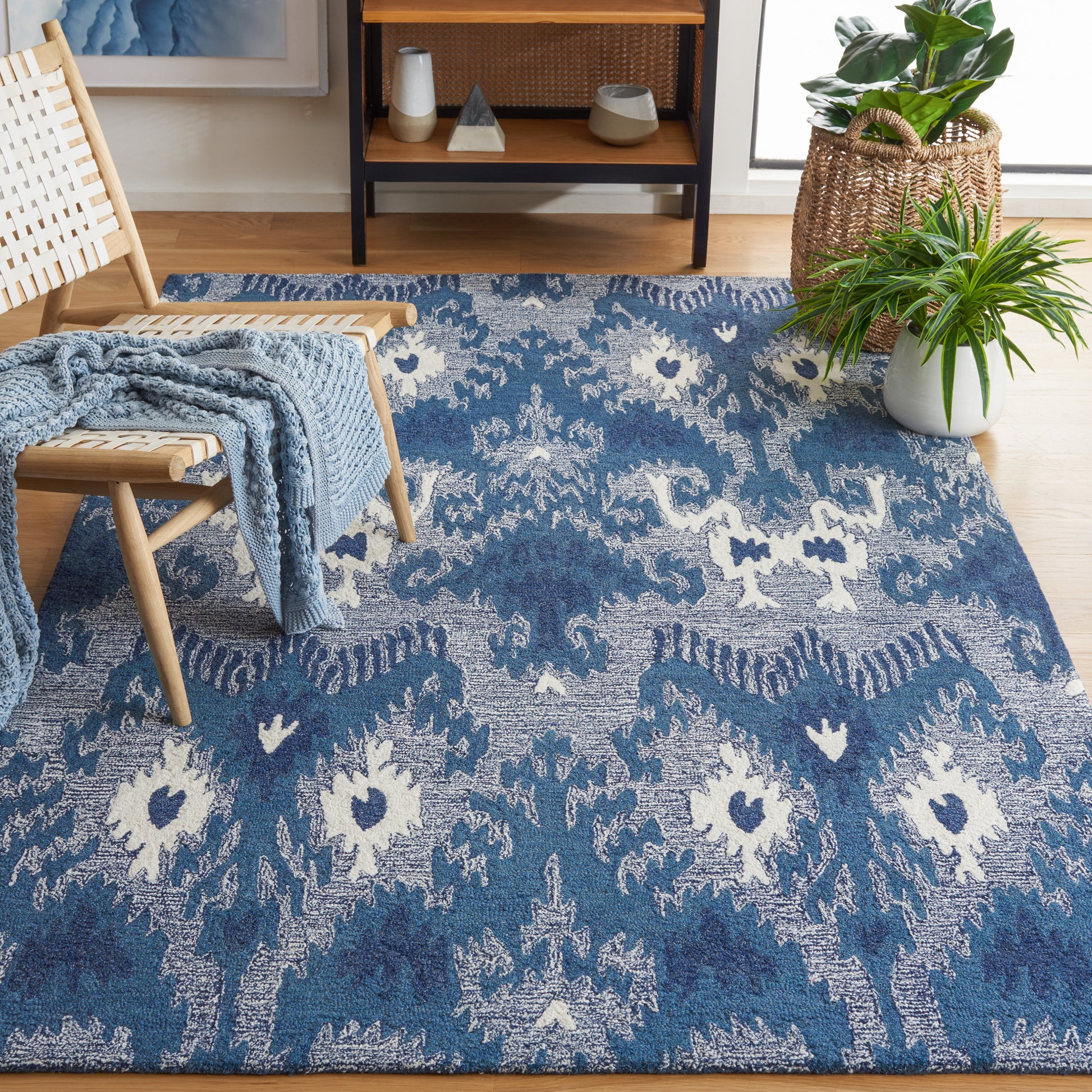 Safavieh Ikat Ikt652M Blue/Ivory Area Rug