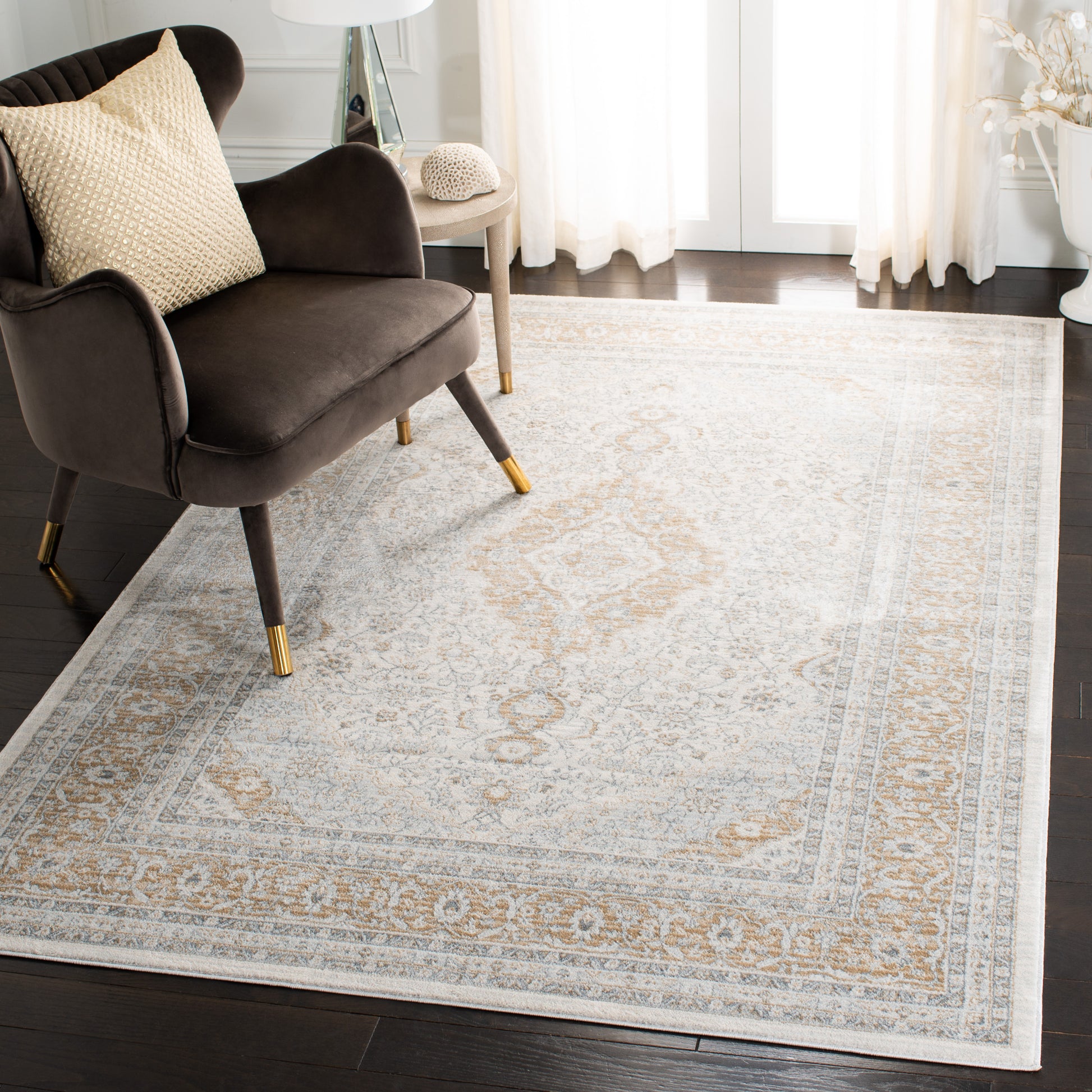 Safavieh Isabella Isa919B Cream/Beige Area Rug