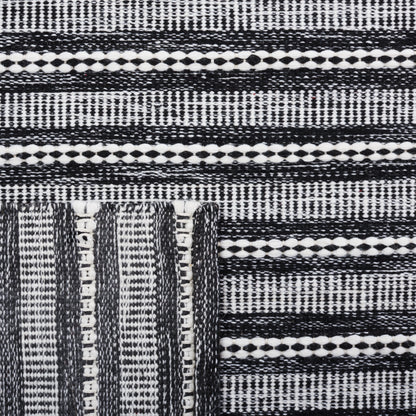 Safavieh Kilim Klm450Z Black/Ivory Area Rug