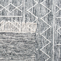 Safavieh Kilim Klm521A Black/Ivory Area Rug