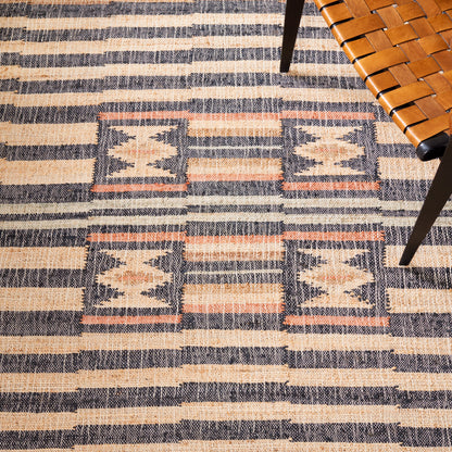 Safavieh Kilim Klm709A Natural/Black Area Rug