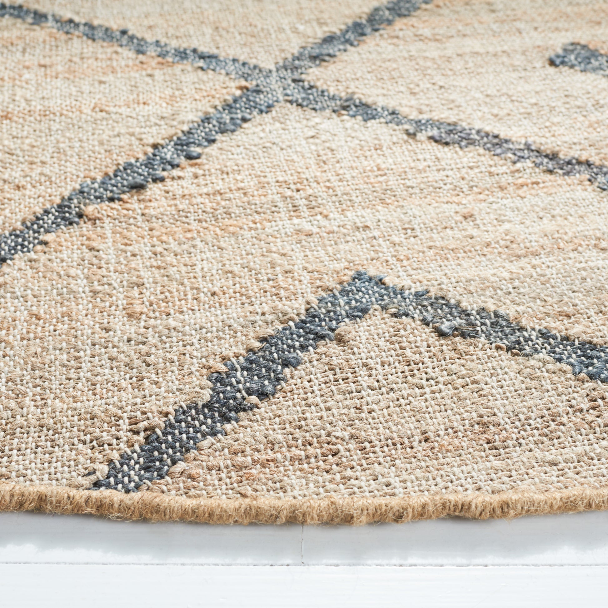 Safavieh Kilim Klm750A Natural/Charcoal Area Rug