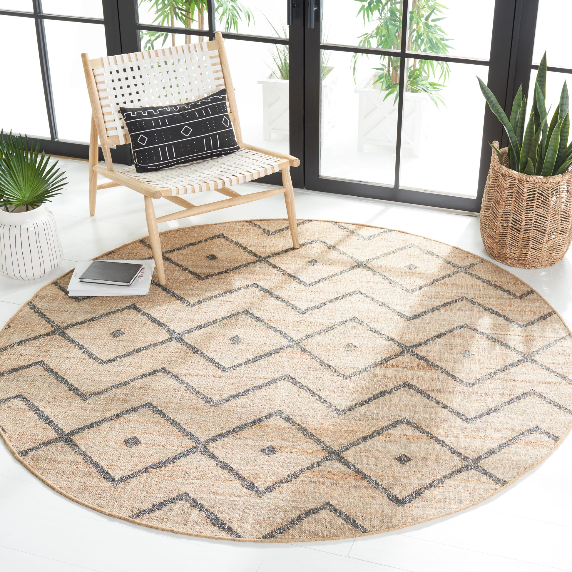 Safavieh Kilim Klm750A Natural/Charcoal Area Rug