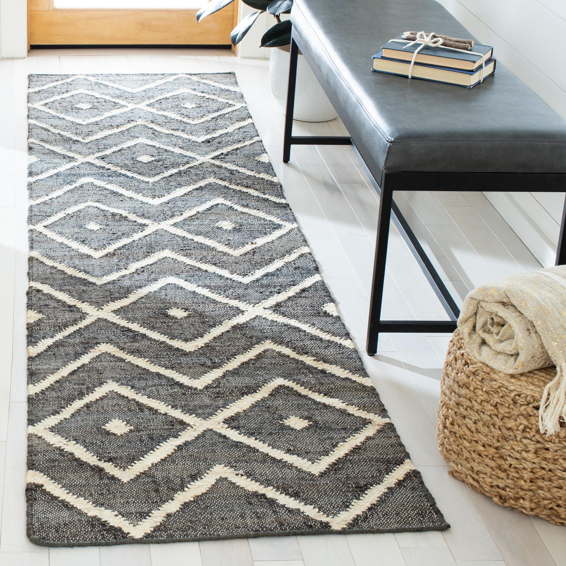 Safavieh Kilim Klm750H Charcoal/Natural Area Rug