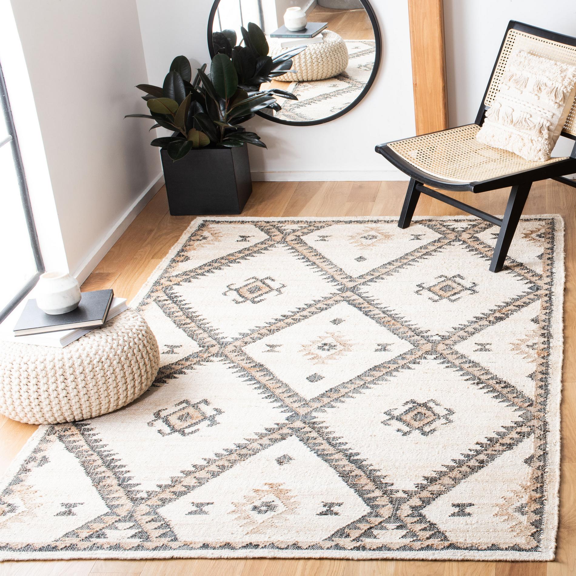 Safavieh Kilim Klm761A Ivory/Black Area Rug