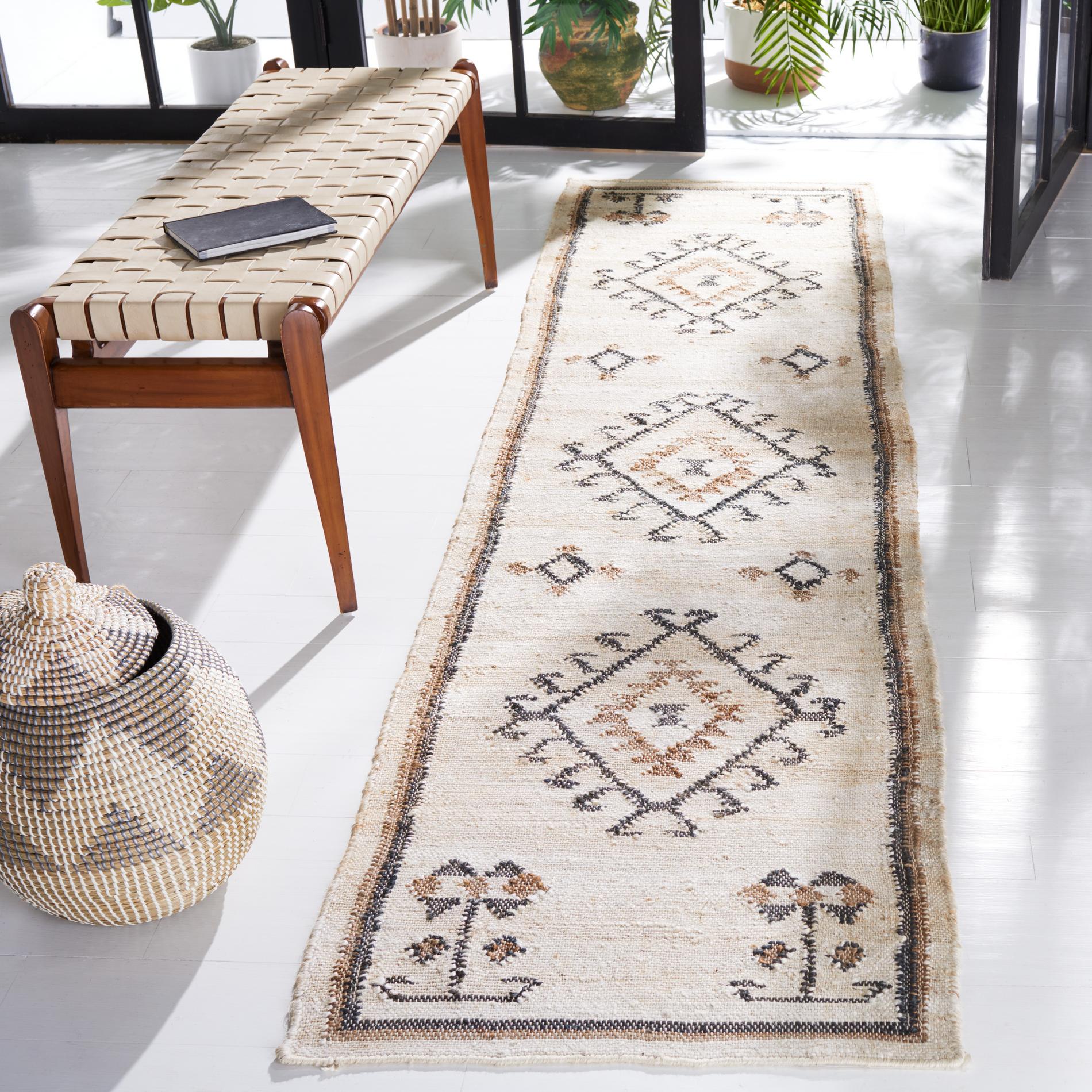 Safavieh Kilim Klm762A Ivory/Black Area Rug