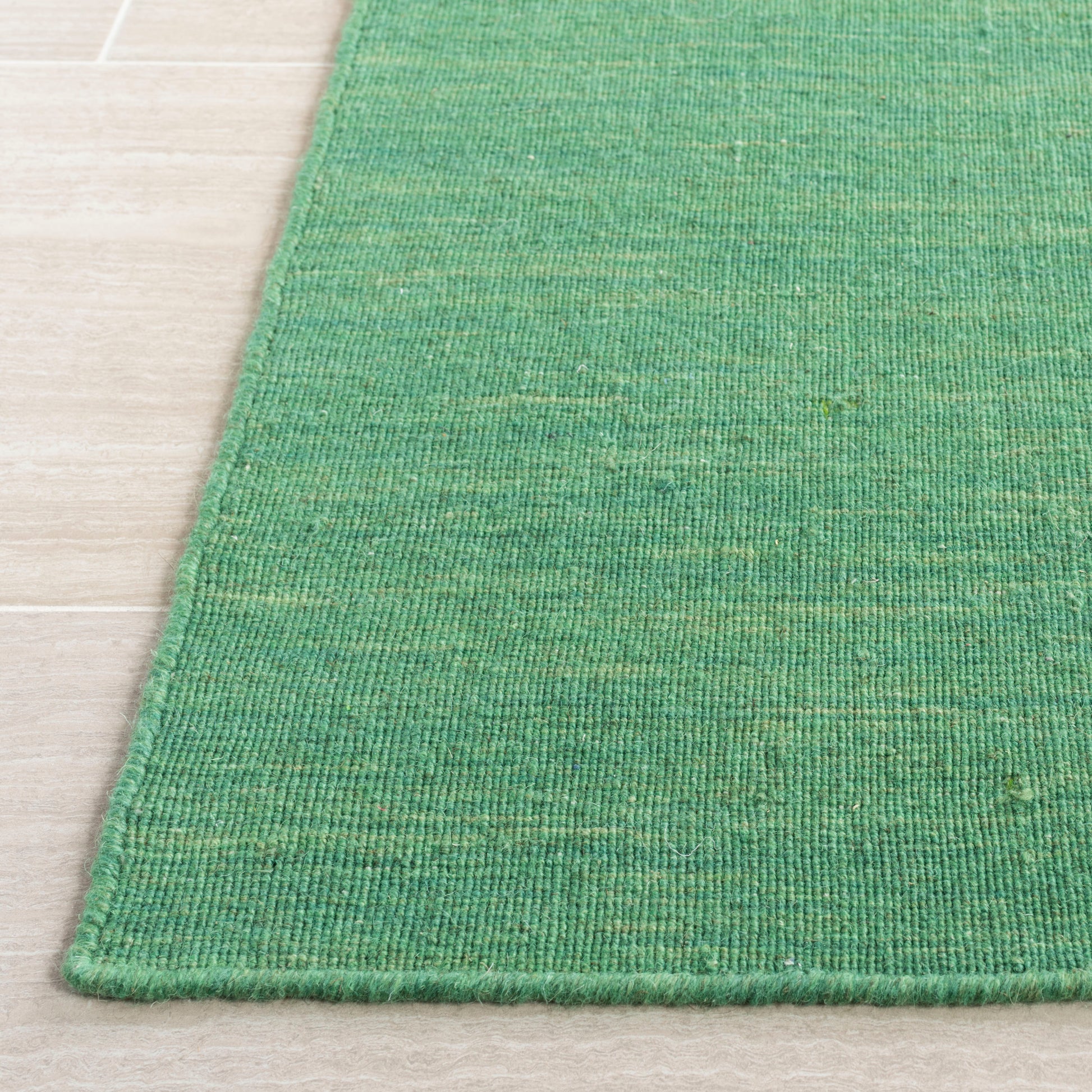 Safavieh Kilim Klm850Y Green Area Rug