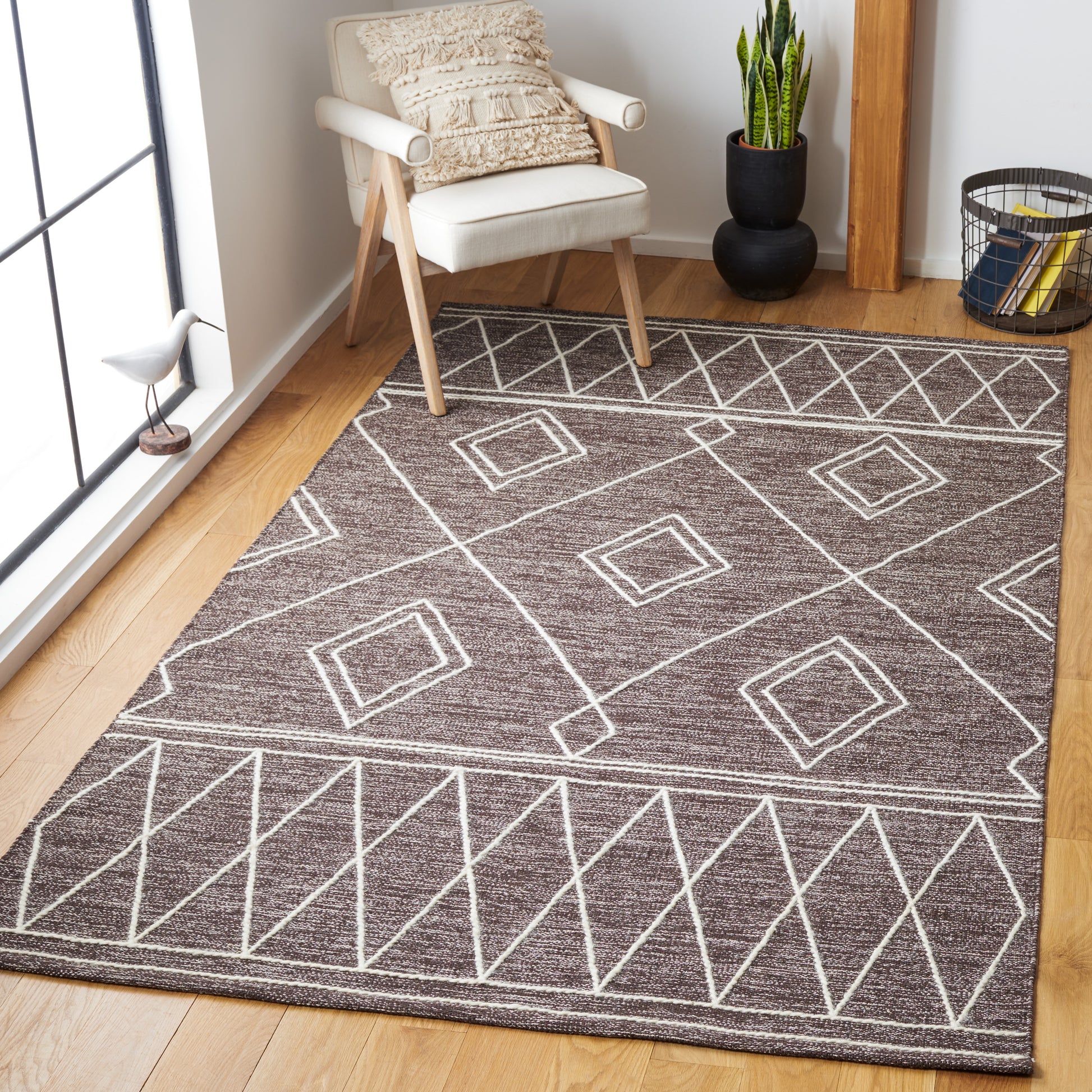 Safavieh Kilim Klm852T Brown/Ivory Area Rug