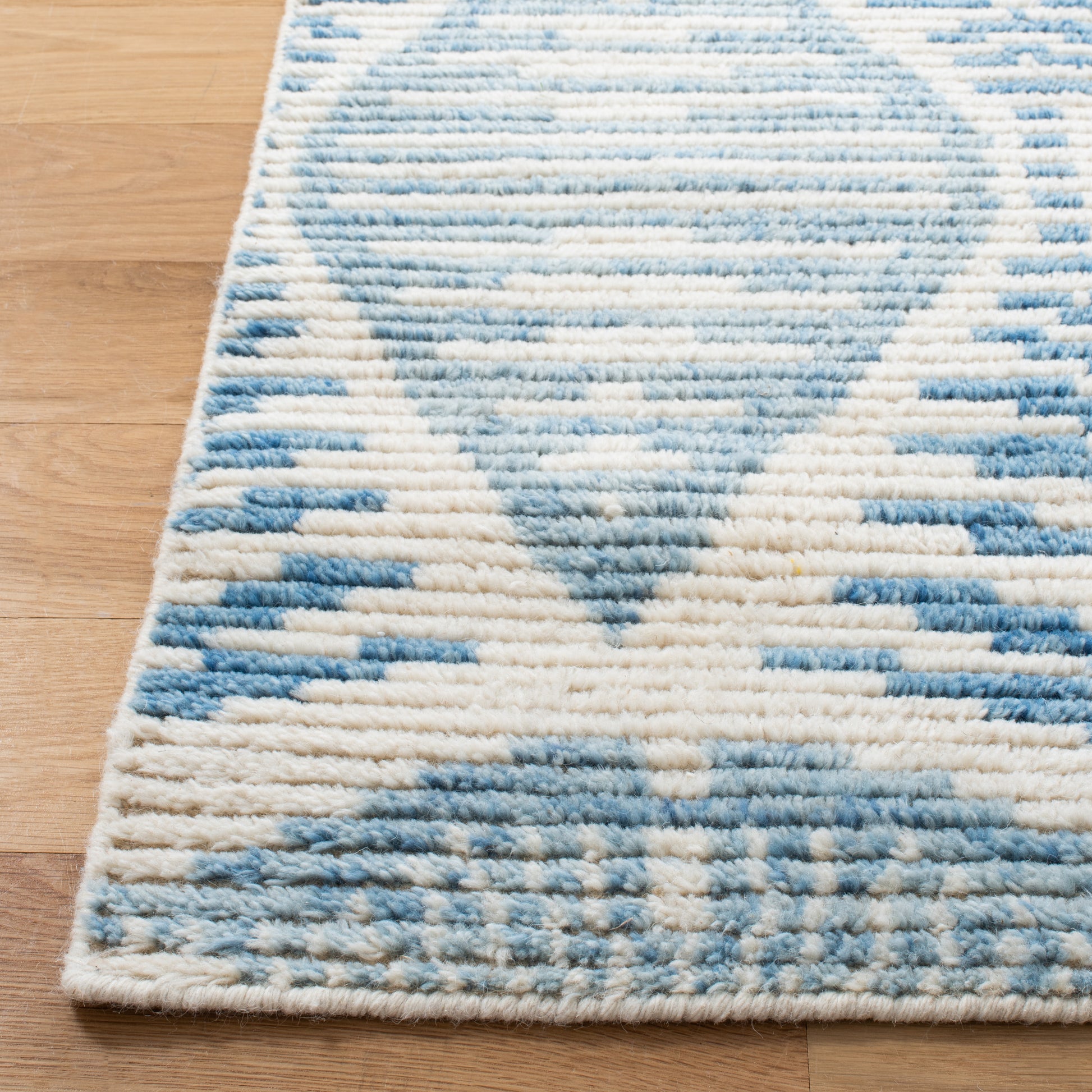 Safavieh Kenya Kny175L Light Blue/Ivory Area Rug