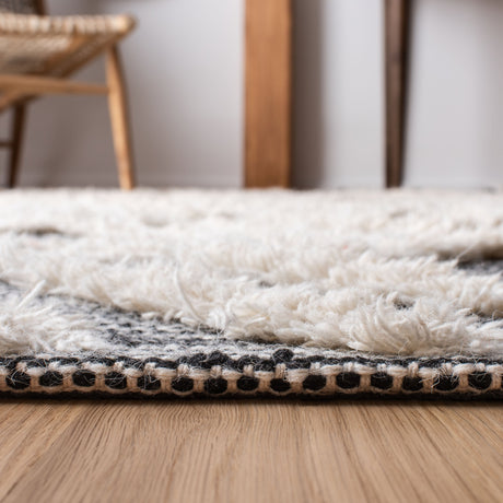 Safavieh Kenya Kny331Z Black/Ivory Rugs.