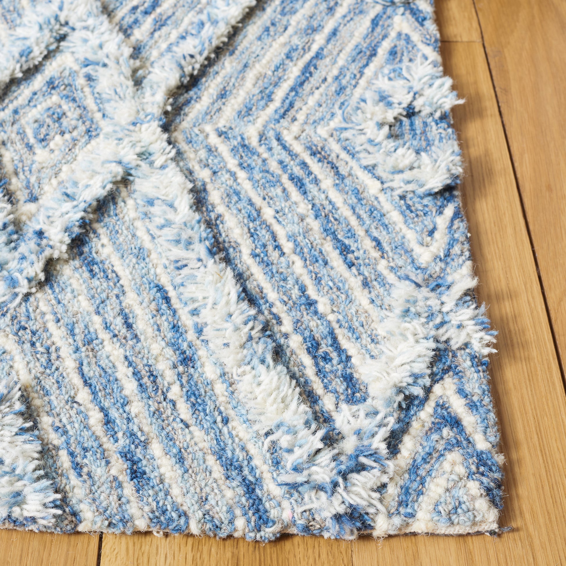 Safavieh Kenya Kny475M Blue/Ivory Area Rug