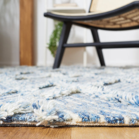 Safavieh Kenya Kny475M Blue/Ivory Rug.