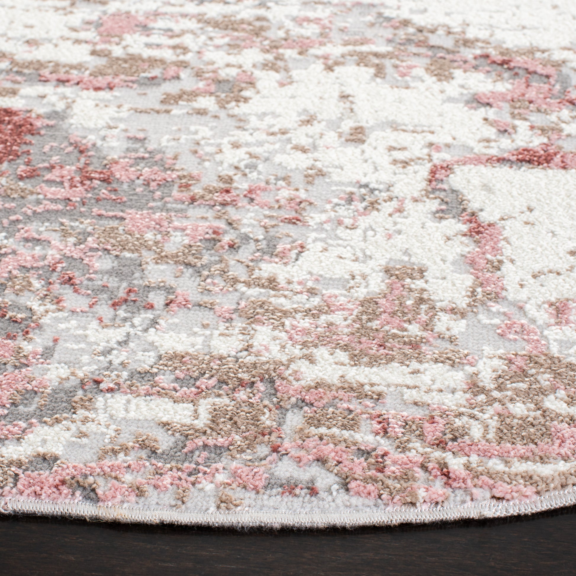 Safavieh Lilypond Llp883A Ivory/Rose Area Rug