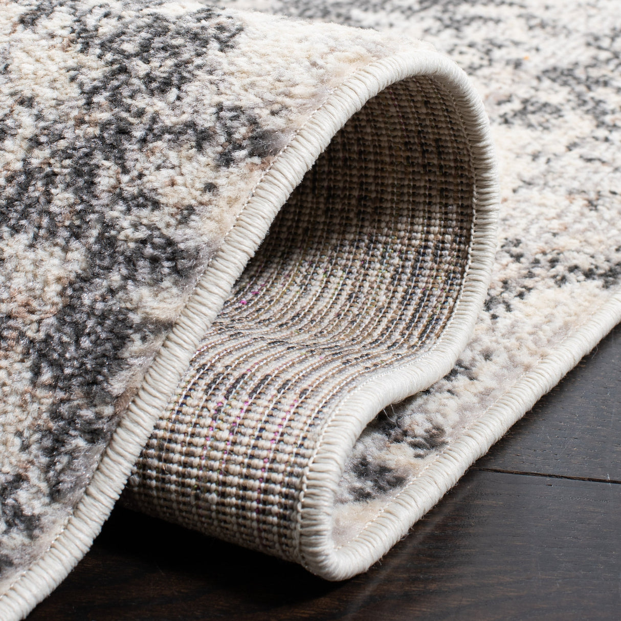 Safavieh Madison Mad453G Grey/Ivory Rug.