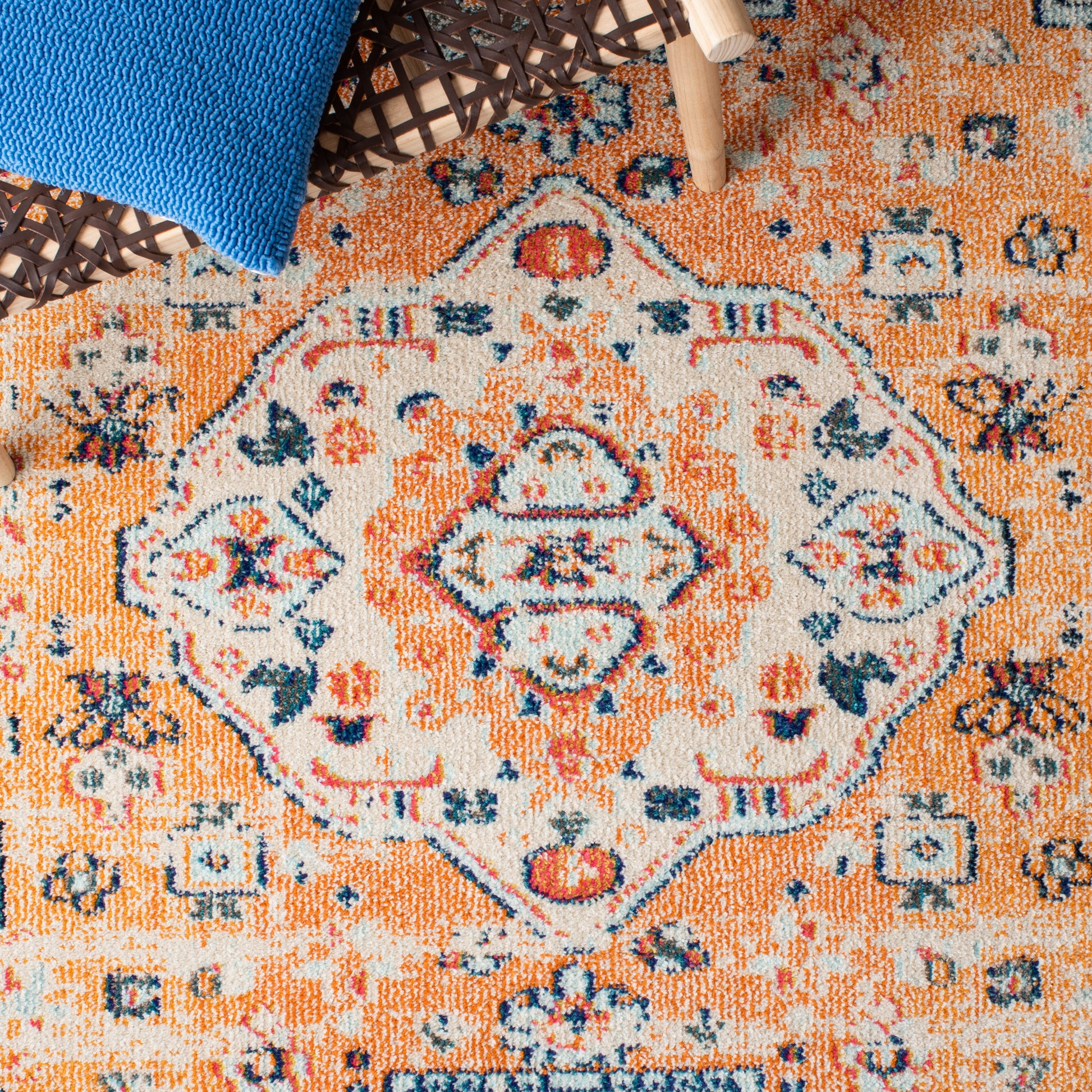 Safavieh Madison Mad468P Orange/Ivory Area Rug