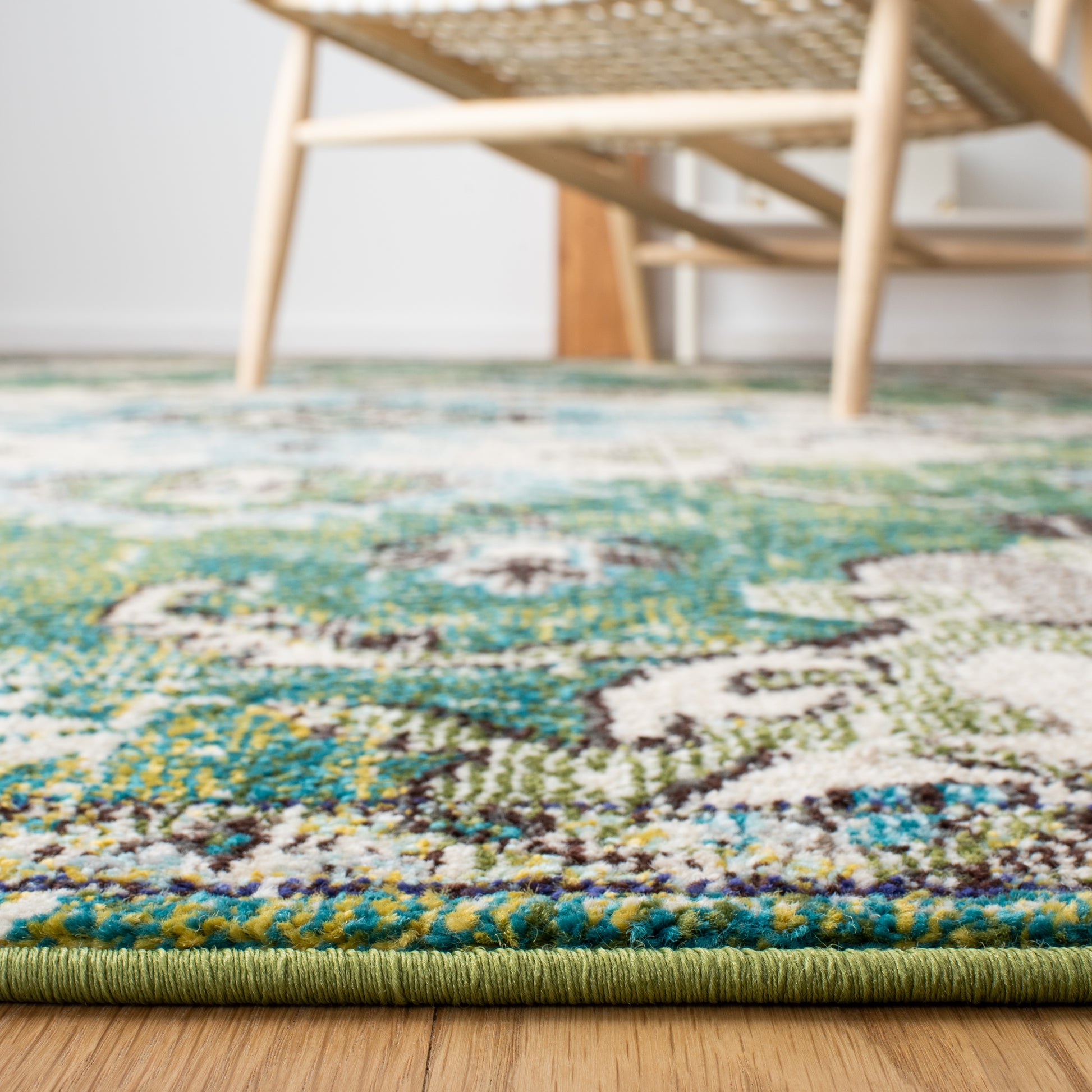 Safavieh Madison Mad484Y Green/Light Blue Area Rug