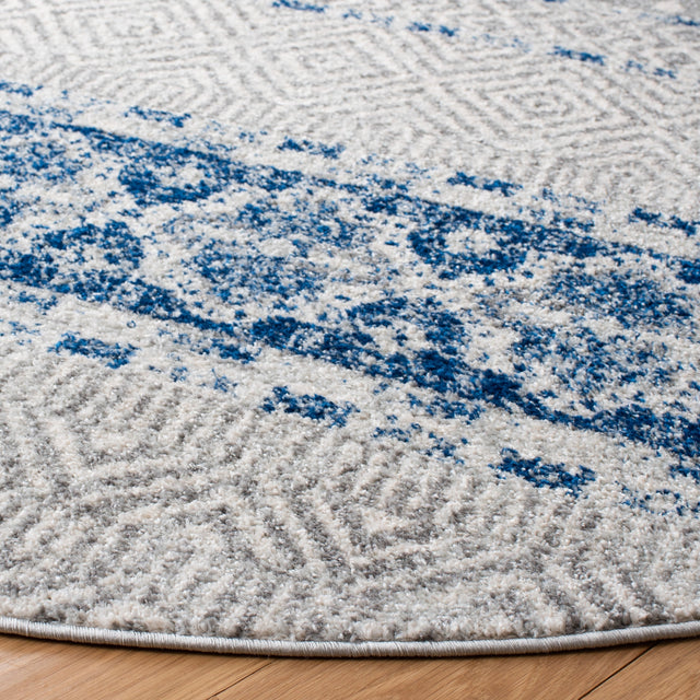 Safavieh Madison Mad797J Silver/Navy Rug.