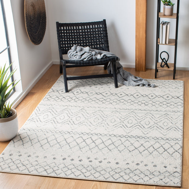 Safavieh Madison Mad798D Ivory/Charcoal Rug.