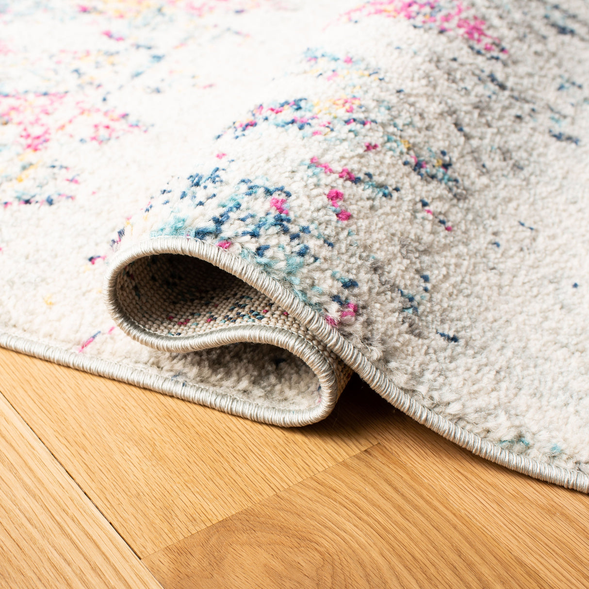 Safavieh Madison Mad798J Grey/Purple Rug.