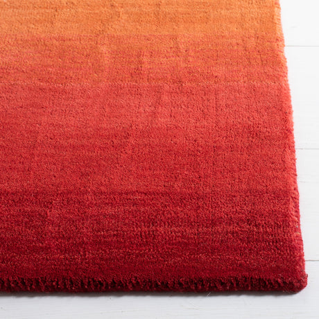 Safavieh Manhattan Man175M Blue/Red Rug.