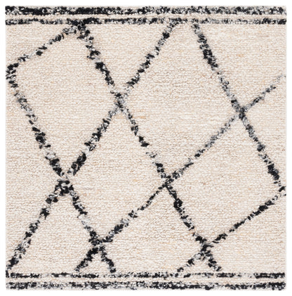 Safavieh Manhattan Man352A Ivory/Black Area Rug