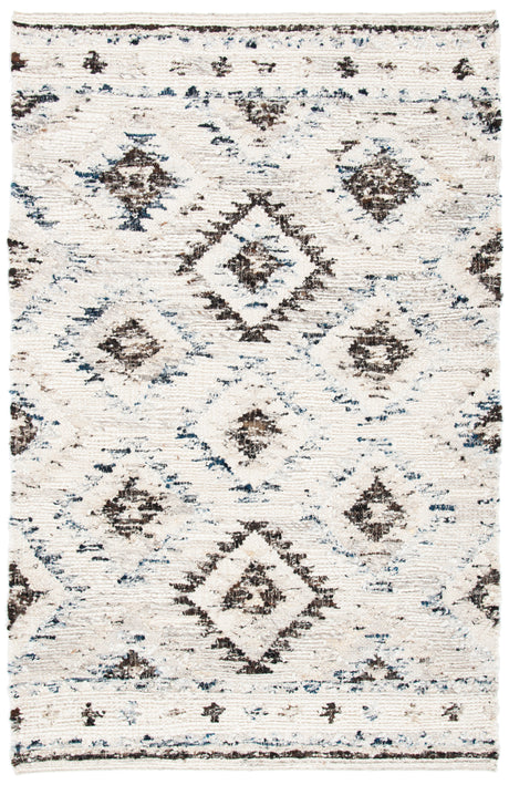 Safavieh Manhattan Man354A Ivory/Charcoal Rug.