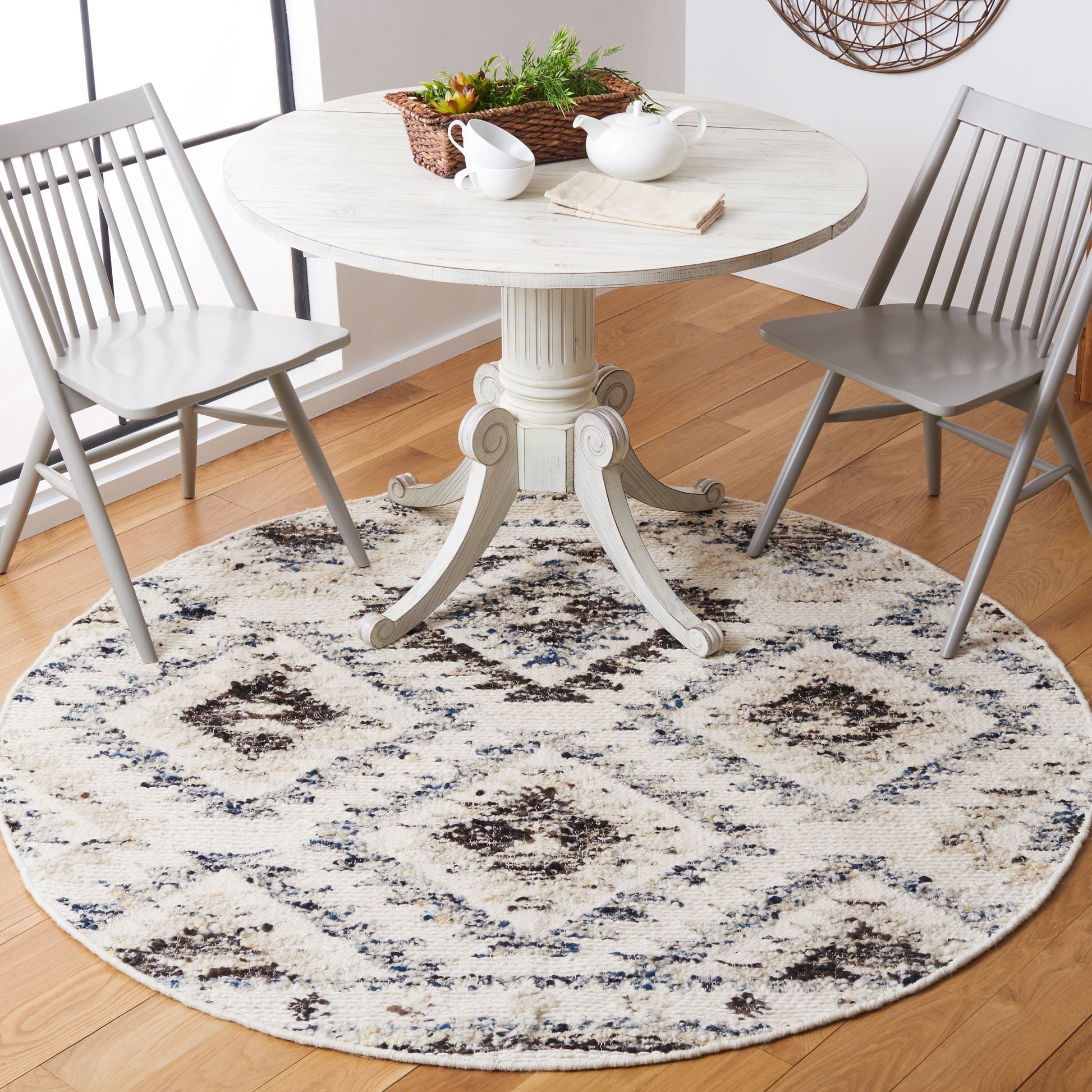 Safavieh Manhattan Man354A Ivory/Charcoal Area Rug