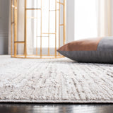 Safavieh Mayflower May257A Ivory/Grey Rugs.