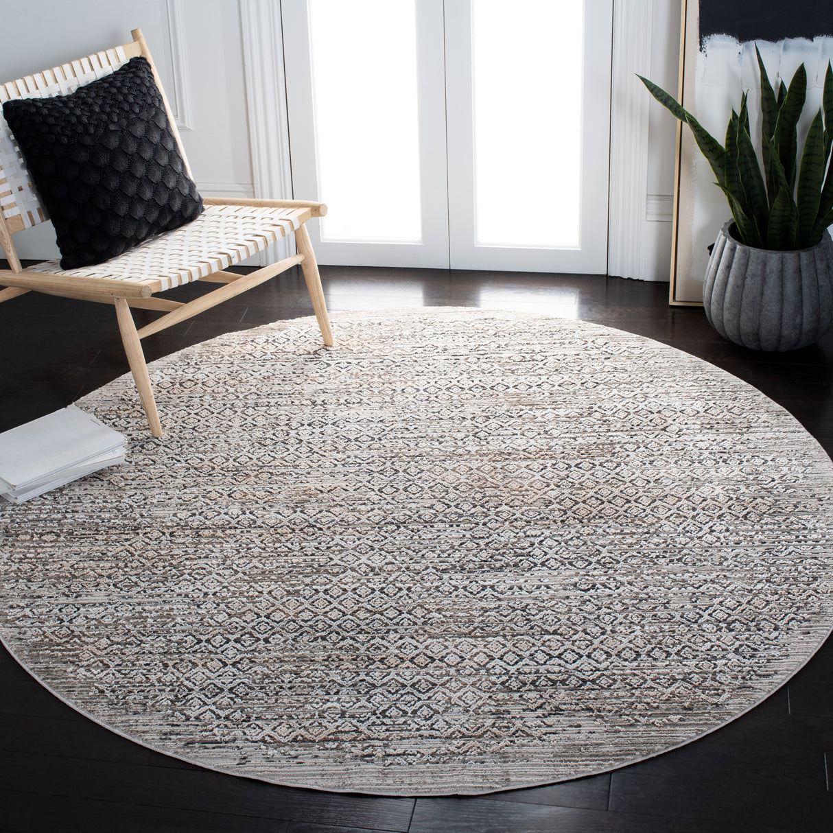 Safavieh Mayflower May257A Ivory/Grey Rugs.