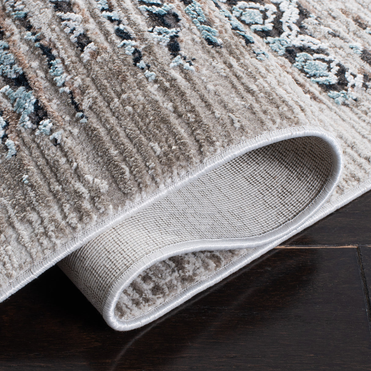 Safavieh Mayflower May257B Ivory/Blue Rugs.