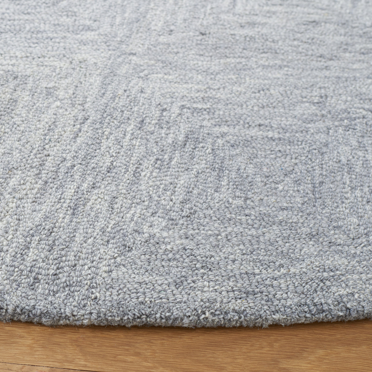 Safavieh Metro Met105F Grey Rugs.