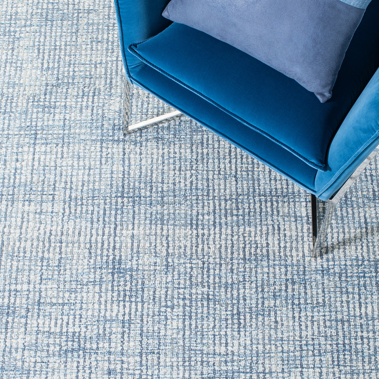 Safavieh Metro Met151M Ivory/Blue Rugs.