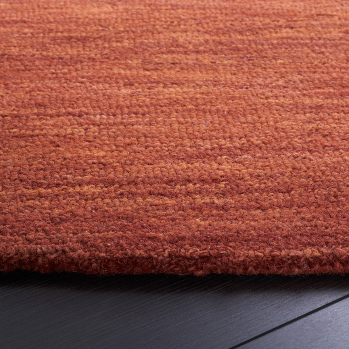 Safavieh Metro Met152P Rust Rugs.