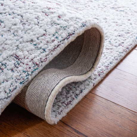 Safavieh Metro Met156Q Ivory/Red Rug.