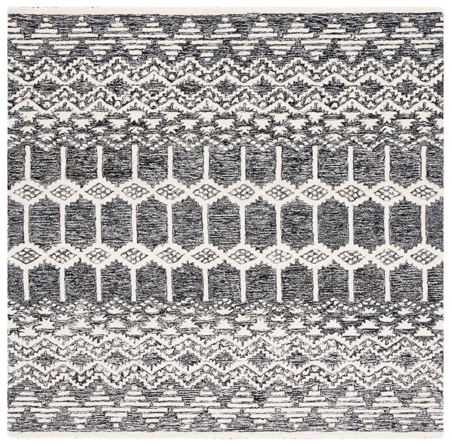 Safavieh Metro Met253Z Black/Ivory Rug.