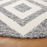 Safavieh Metro Met254A Ivory/Black Rug.