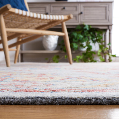 Safavieh Metro Met352P Grey/Rust Rug.