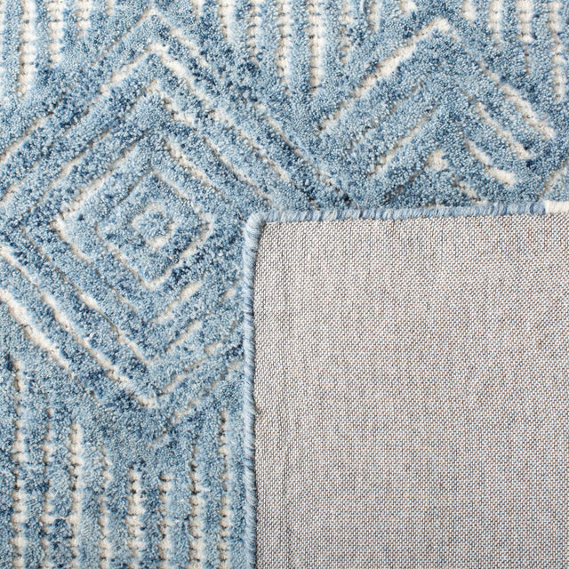 Safavieh Metro Met401M Blue/Ivory Rugs.