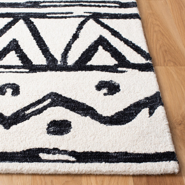 Safavieh Metro Met403Z Black/Ivory Rugs.