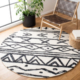 Safavieh Metro Met403Z Black/Ivory Rugs.
