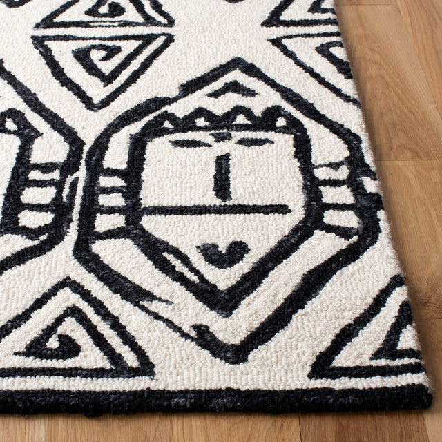 Safavieh Metro Met404Z Black/Ivory Area Rug