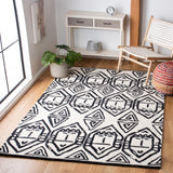 Safavieh Metro Met404Z Black/Ivory Rugs.