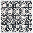 Safavieh Metro Met404Z Black/Ivory Rugs.