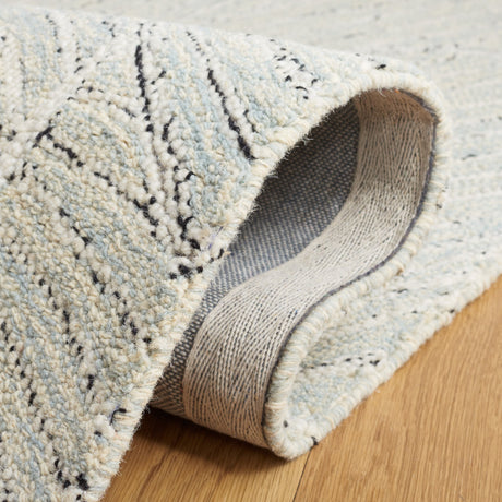 Safavieh Metro Met451L Light Blue/Ivory Rug.
